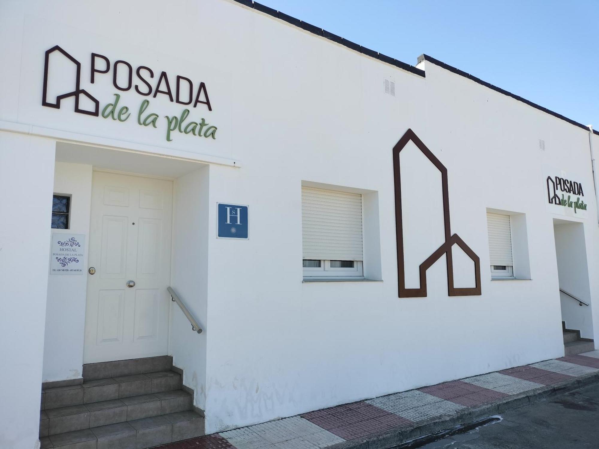 Posada De La Plata Valdesalor Exterior photo